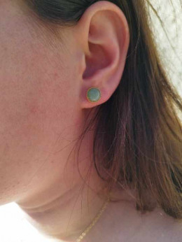 Boucles d'oreilles puces pierre d'amazonite et médaillon